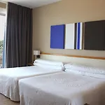 Subur Maritim 4* Σίτζες