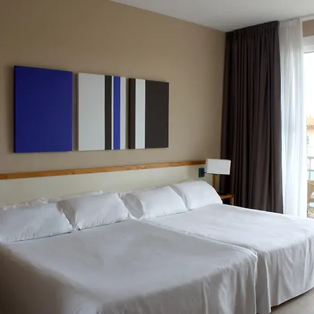 Subur Maritim Hotel 4*