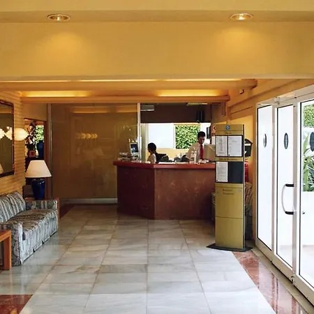 Subur Maritim Hotel 4*