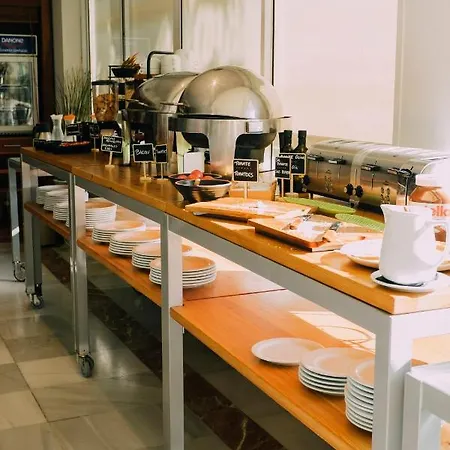 Subur Maritim Отель 4*