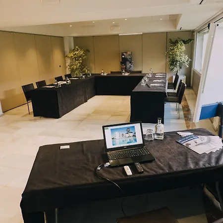 Subur Maritim Отель Сиджес